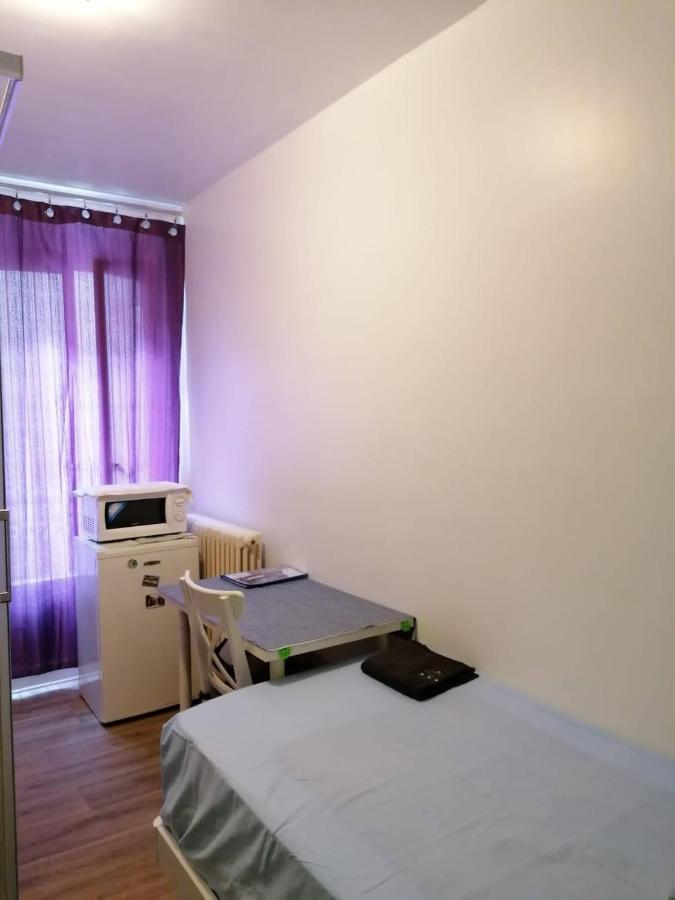 Appartement Studio Calme Pres Des Champs Elysees