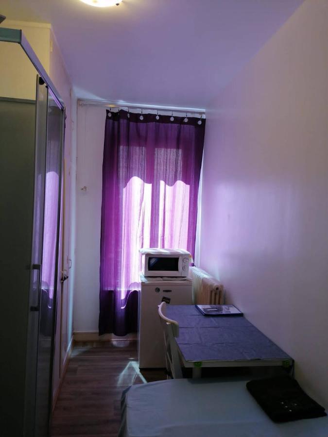 Appartement Studio Calme Pres Des Champs Elysees *